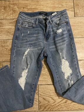 Judy Blue Women's Light Blue Distressed Skinny Jeans